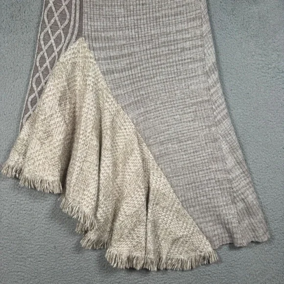 NWT Anthropologie Sleeping on Snow Knit Asymmetric Fringe Midi Skirt Boho Cozy M - Picture 5 of 6